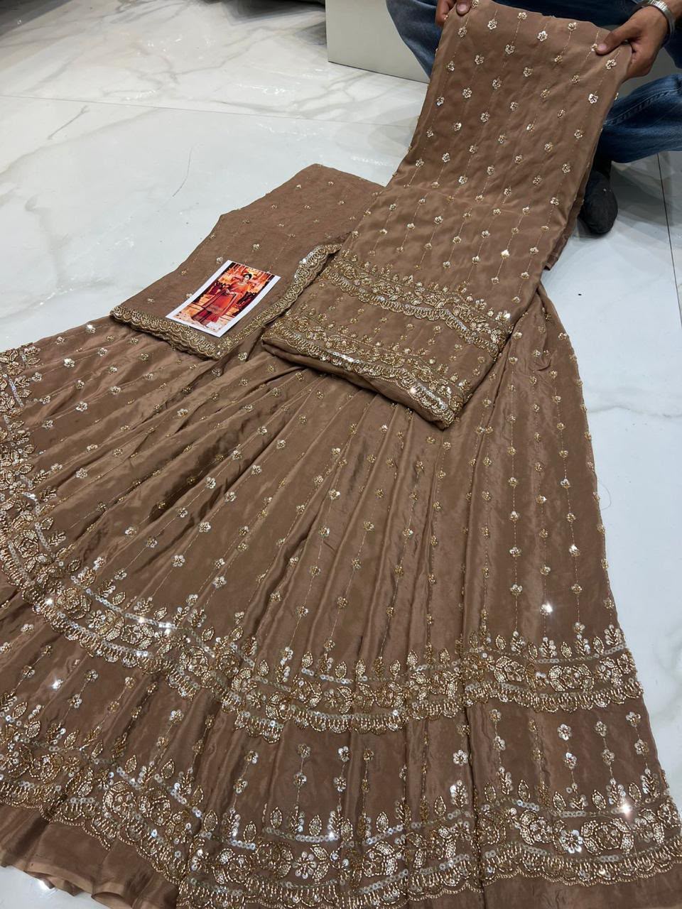 Party wear suit