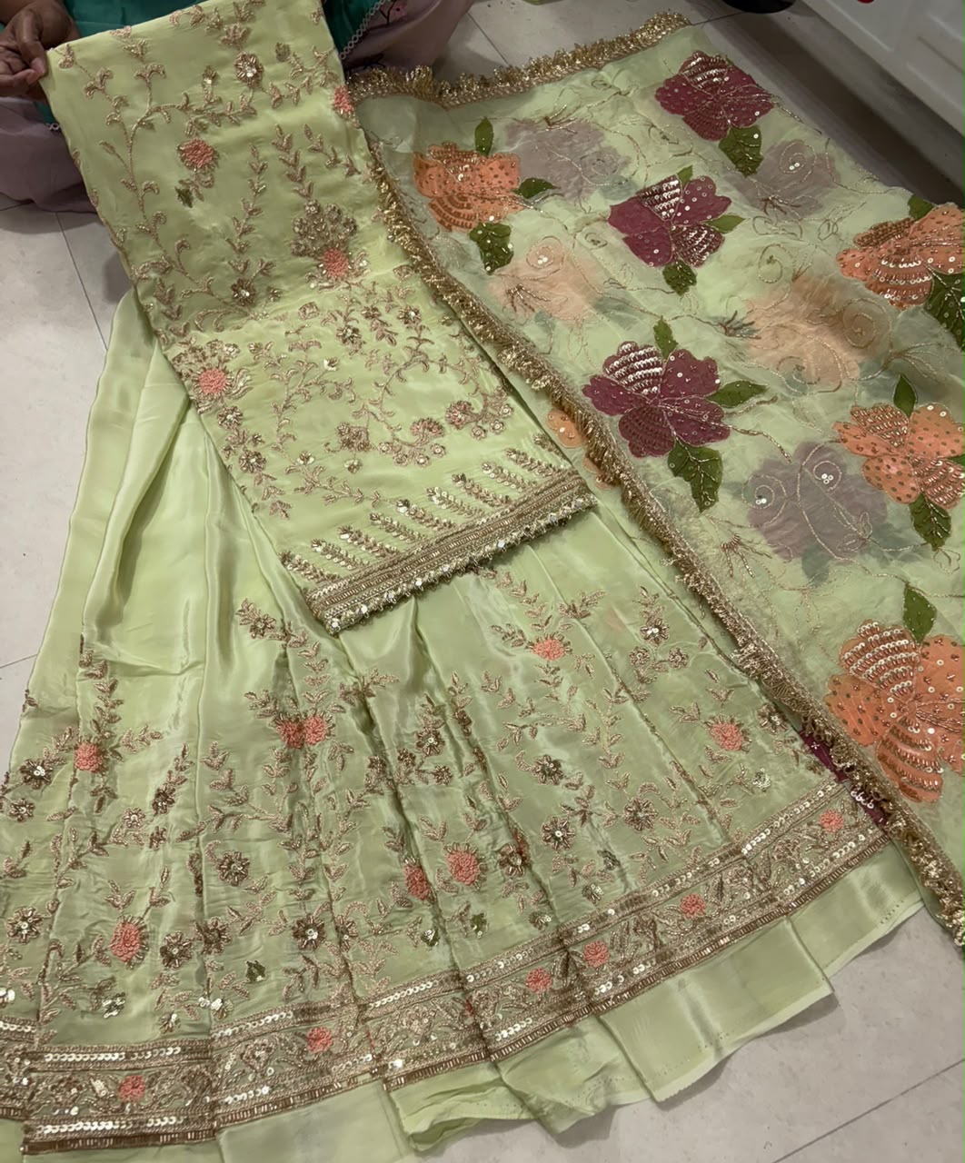 Party wear suit